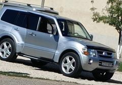Легковые-Mitsubishi-Pajero