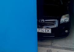 Легковые-Toyota-Avensis