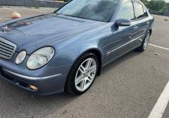 Легковые-Mercedes-benz-E class