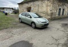 Легковые-Toyota-Prius