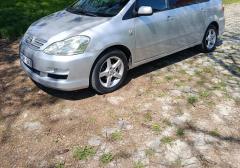 Легковые-Toyota-Avensis Verso