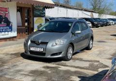 Легковые-Toyota-Auris