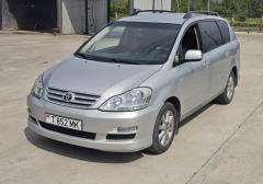 Легковые-Toyota-Avensis Verso