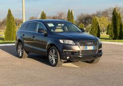 Легковые-Audi-Q7