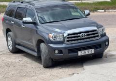 Легковые-Toyota-Sequoia