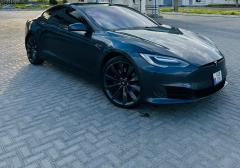 Легковые-Tesla-Model S