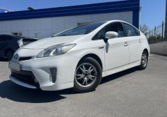Легковые-Toyota-Prius