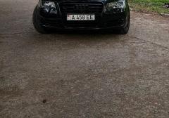 Легковые-Audi-A8