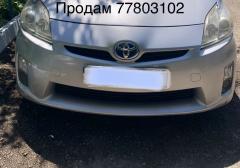 Легковые-Toyota-Prius