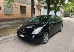 Легковые-Toyota-Prius