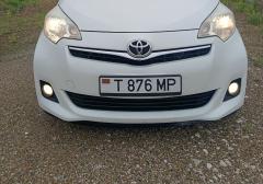 Легковые-Toyota-Corolla