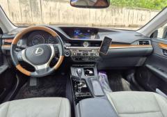 Легковые-Lexus-ES