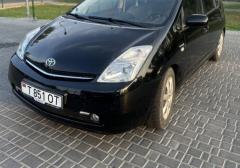 Легковые-Toyota-Prius