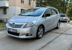 Легковые-Toyota-Corolla Verso