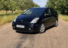 Легковые-Toyota-Prius