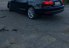 Легковые-Volkswagen-Jetta