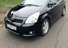Легковые-Toyota-Corolla Verso