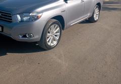 Легковые-Toyota-Highlander