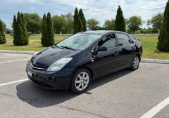 Легковые-Toyota-Prius