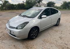 Легковые-Toyota-Prius