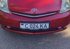 Легковые-Toyota-Prius