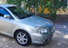 Легковые-Toyota-Avensis