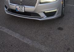 Легковые-Lincoln-MKZ