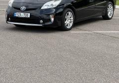 Легковые-Toyota-Prius
