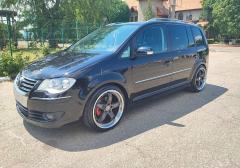 Легковые-Volkswagen-Touran