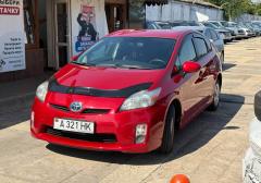 Легковые-Toyota-Prius