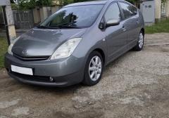 Легковые-Toyota-Prius