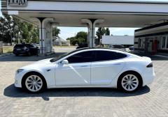 Легковые-Tesla-Model S