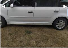 Легковые-Volkswagen-Touran