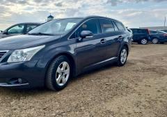 Легковые-Toyota-Avensis