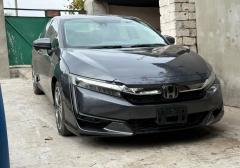 Легковые-Honda-Clarity